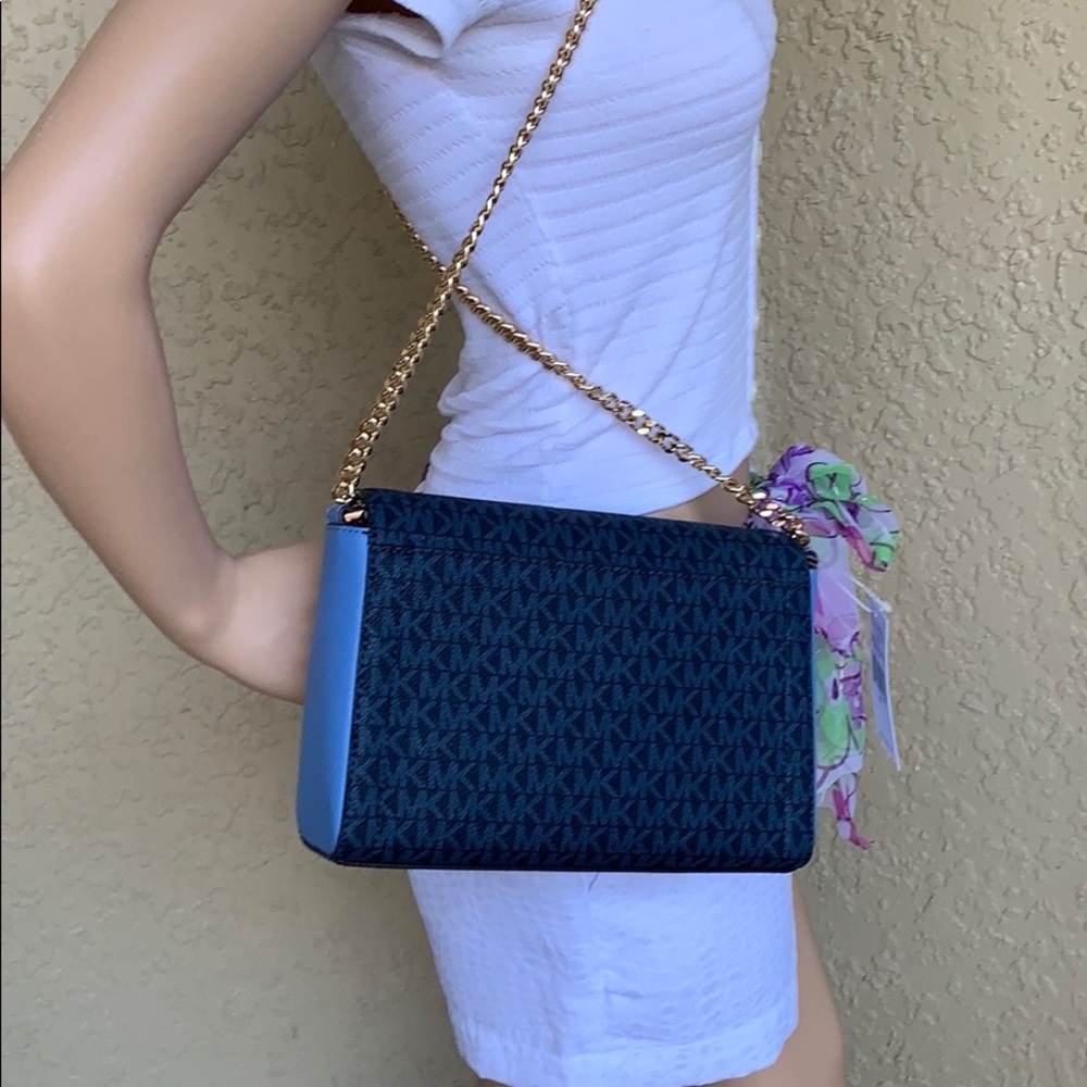 MICHAEL KORS KINSLEY MD SHLDR FLAP FRCH BLU MLT - Picture 6 of 16